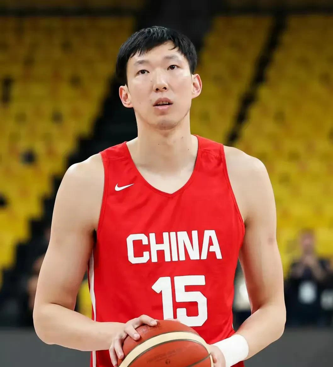 波特兰开拓者关键时刻复出首秀,志在CBA常规赛名次提升,球迷炸锅,心理建设被强调 波特兰开拓者关键时刻复出首秀,志在CBA常规赛名次提升,球迷炸锅,心理建设被强调