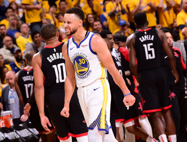 爱游戏下载爱游戏-赛地聚焦——社区盾加时末段热度飙升，休斯敦火箭调整名单，球迷炸锅，团队化学反应显著